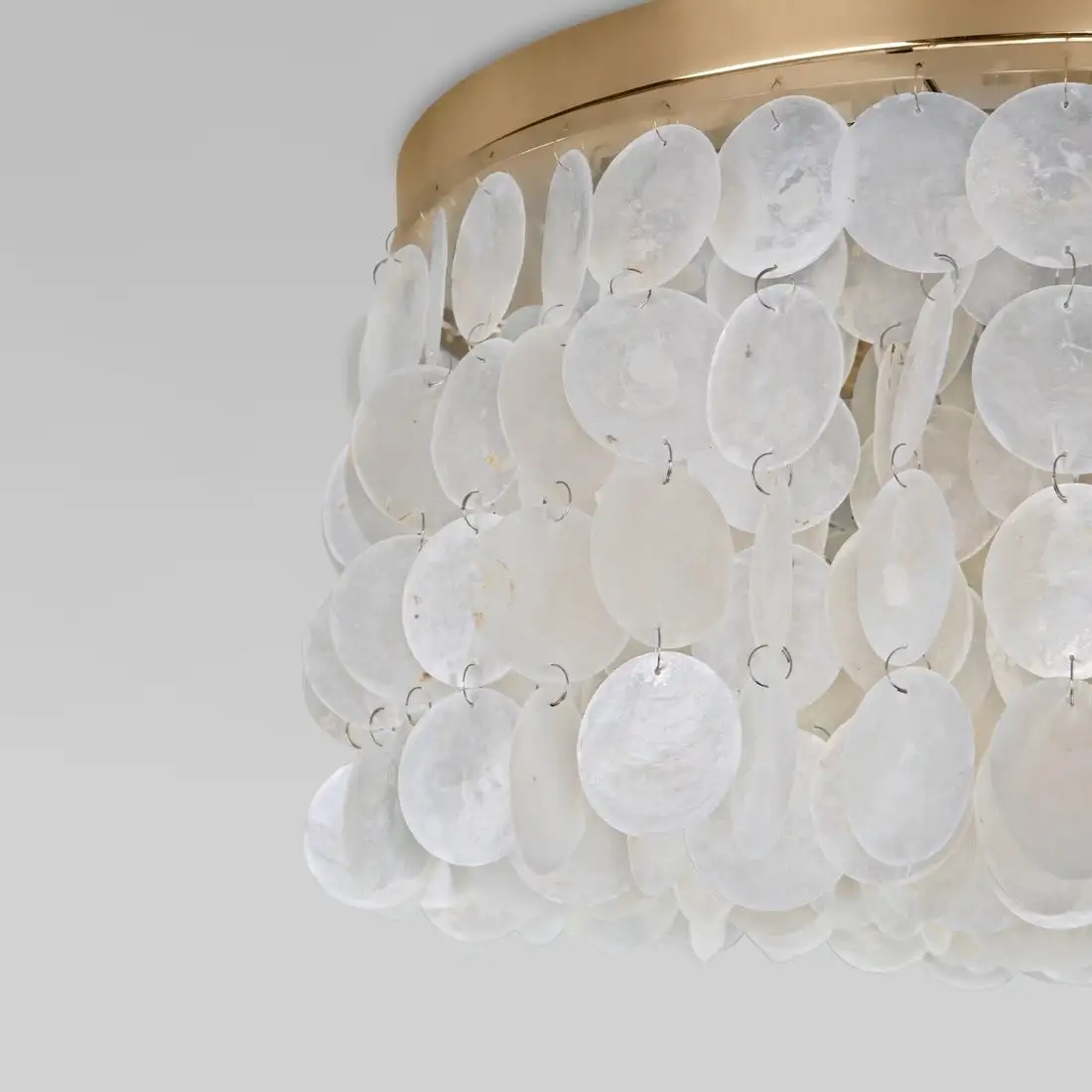 Люстра средней высоты Евросвет 60084/5 (латунь/перламутр) – фото товара