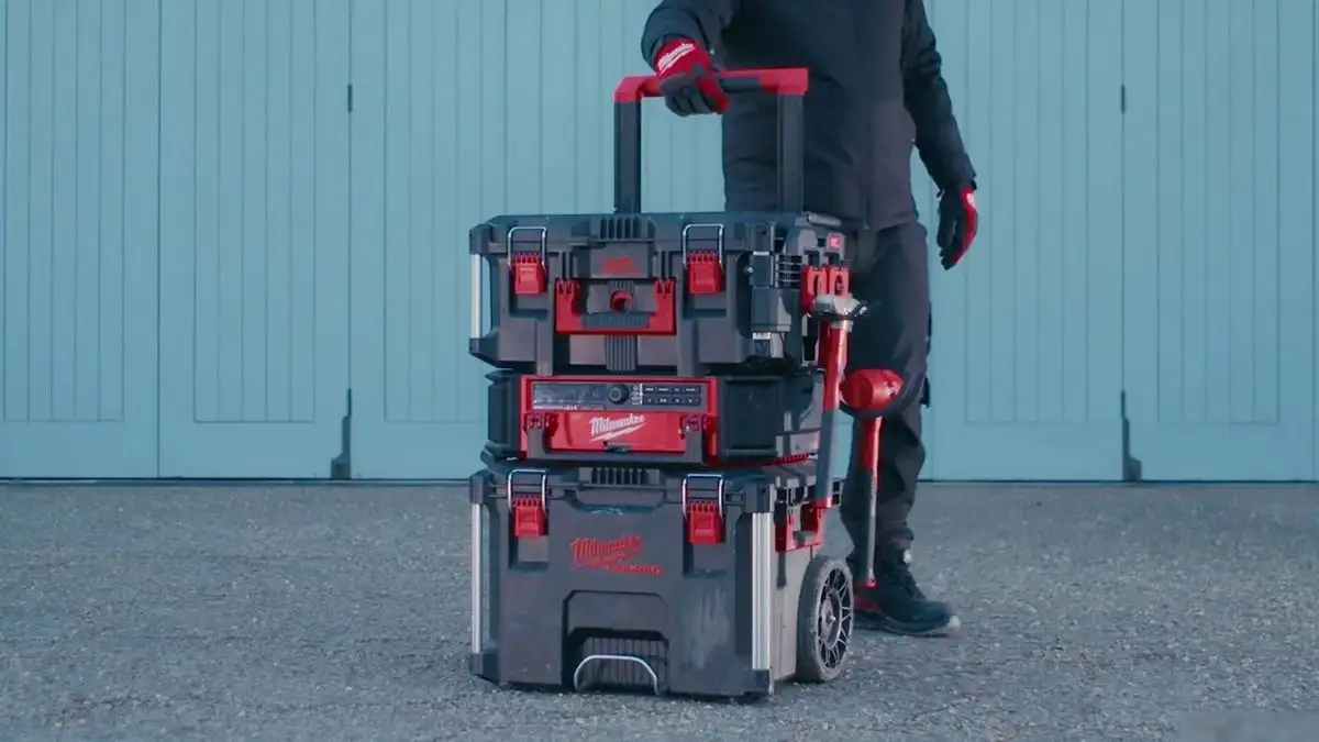 Платформа для фиксации на рейлингах Milwaukee 4932498648 – фото товара