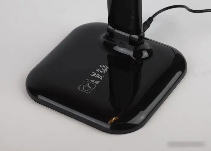 Настольная лампа ЭРА NLED-462-10W-BK (черный) – фото товара