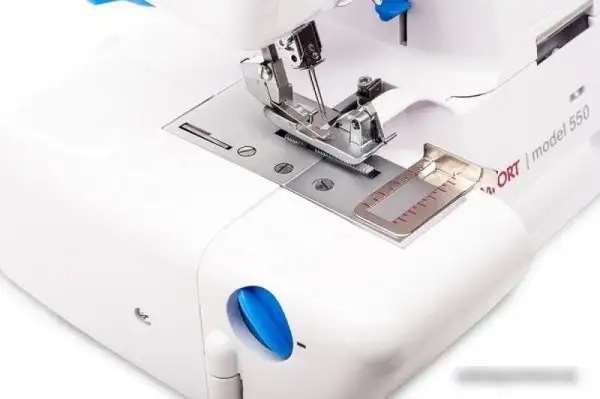 Оверлок Comfort 550 + набор лапок 05-15 - фото товара