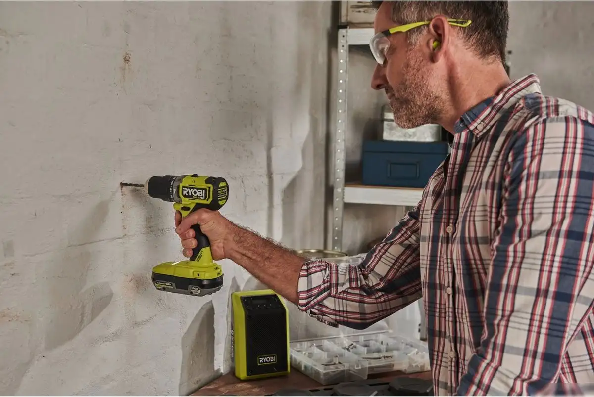 Ударная дрель-шуруповерт Ryobi RPD18C1-242S 5133006524 (с 2-мя АКБ, сумка) – фото товара