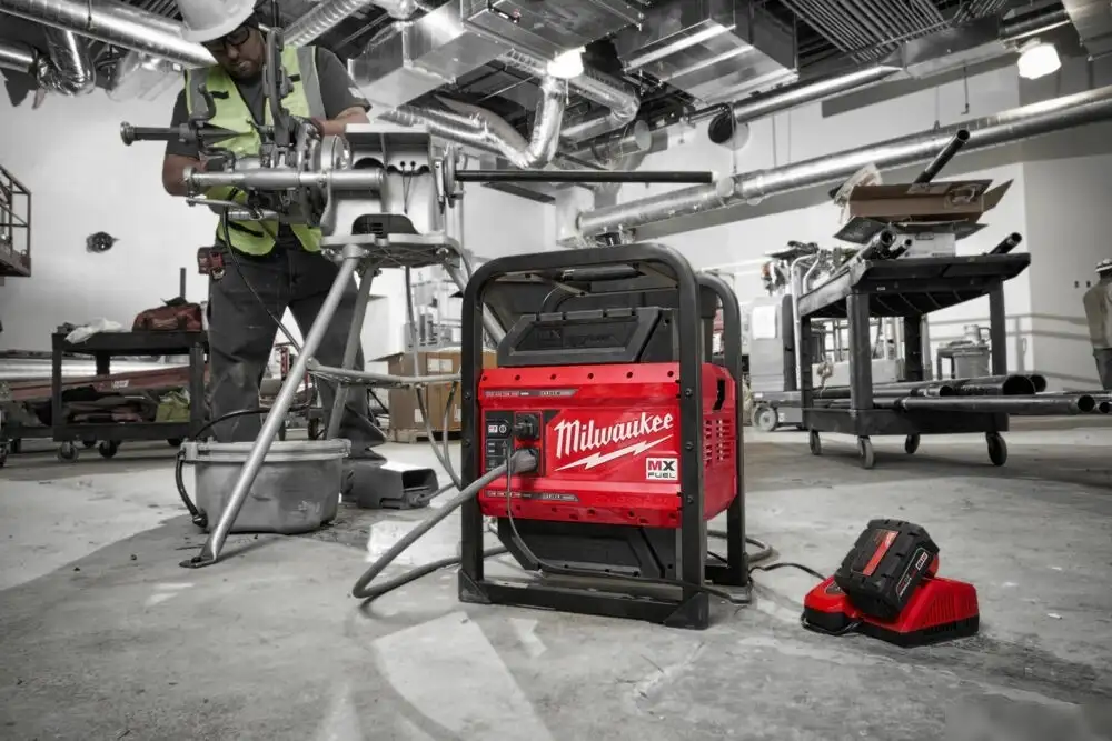 Портативная зарядная станция Milwaukee MX FUEL MXF PS-0 4933493922 (без АКБ) – фото товара