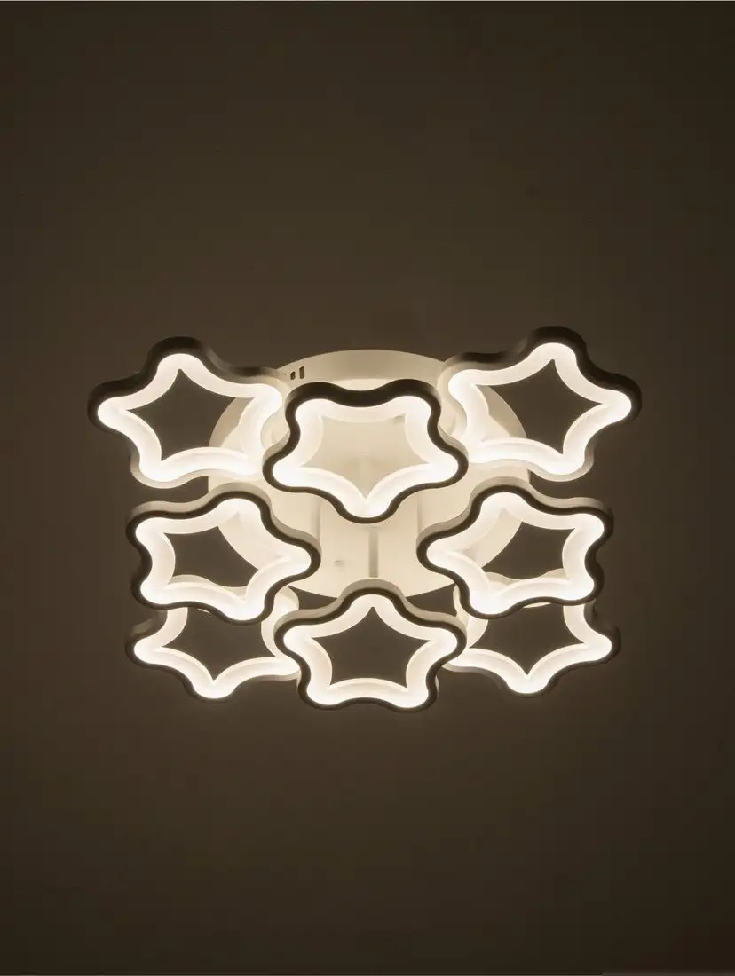 Припотолочная люстра BayerLux 2783/8 7705053 (белый) – фото товара