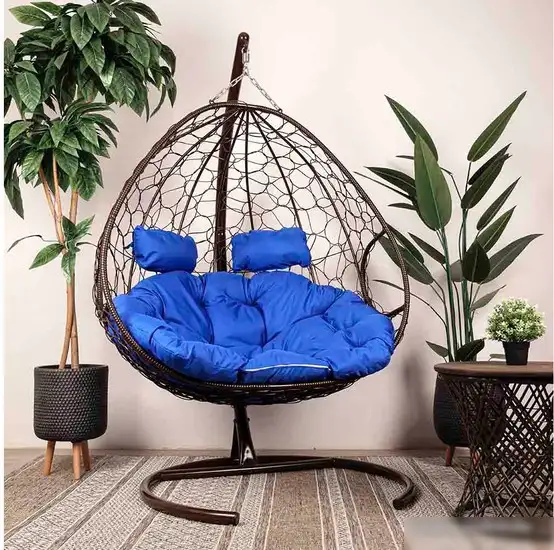 Подвесное кресло M-Group Для двоих 11450210 (коричневый ротанг/синяя подушка) – фото товара
