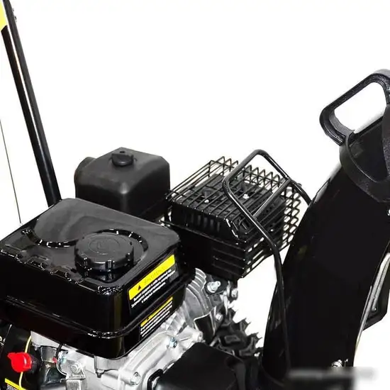 Снегоуборщик Huter SGC 4000E – подробное фото Снегоуборщик Huter SGC 4000E – фото товара