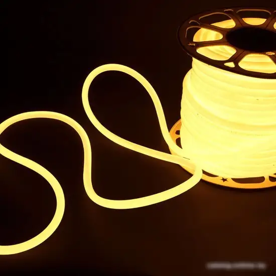 Гибкий неон Elektrostandard 220V 9.6W 144Led 2835 IP67 круглый теплый белый a052998 – фото товара