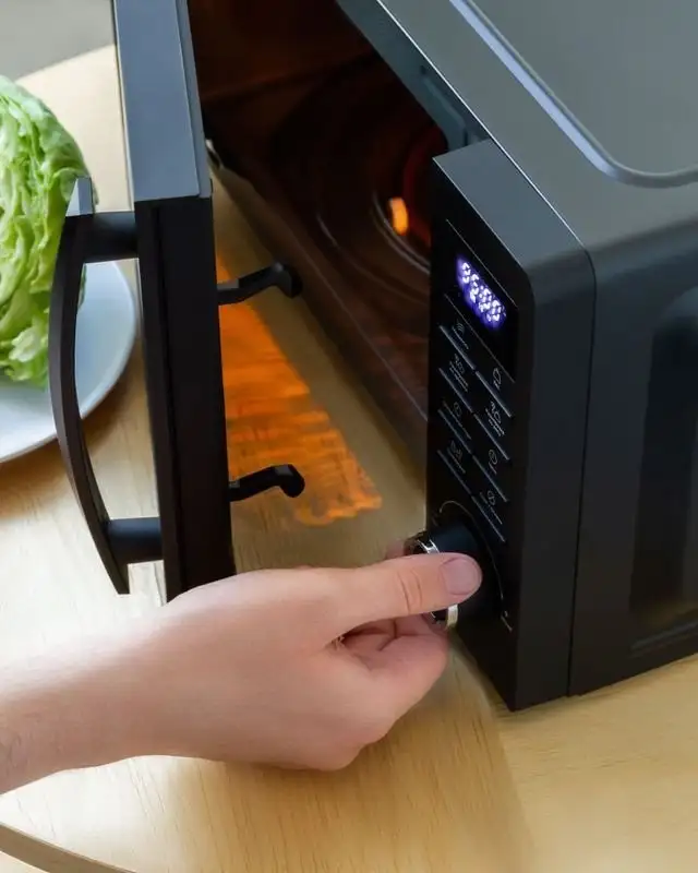 Микроволновая печь Rombica myKitchen MWO-001 – фото товара