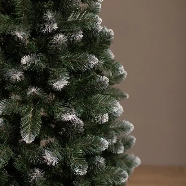 Ель Ёлушка Никольская иней 1.5 м (подставка пластик) – фото товара