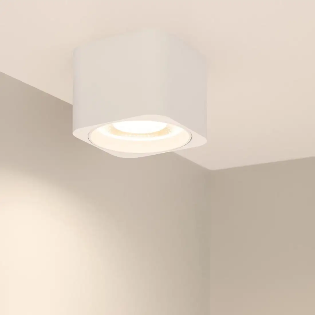 Припотолочная люстра Arlight SP-Dice-S78x78-10W Warm3000 046633 – фото товара