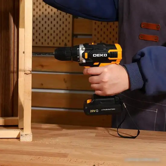 Дрель-шуруповерт Deko Banger 20V 080-1005 (с 2-мя АКБ, кейс, оснастка) – фото товара