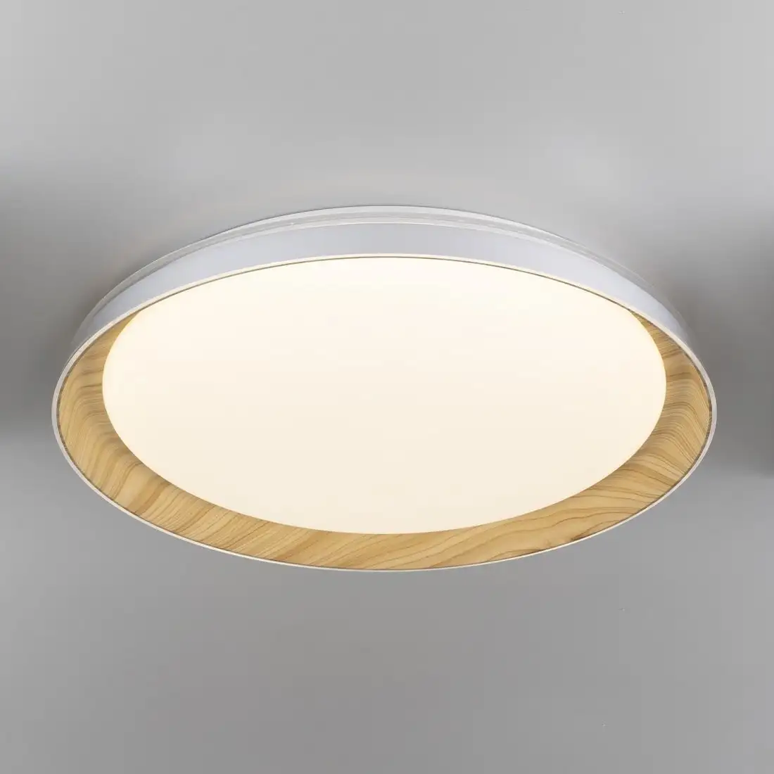 Припотолочная люстра Citilux Mega CL752452G (белый/клен) – фото товара