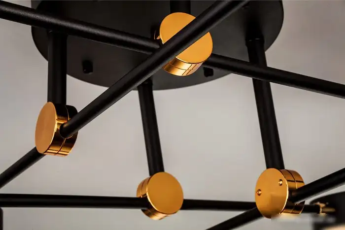 Припотолочная люстра LED4U L250-8 – фото товара