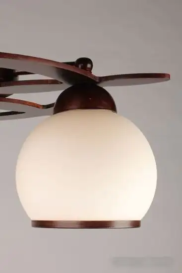 Люстра Omnilux OML-50507-03 – фото товара