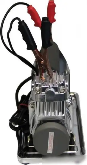 Автомобильный компрессор Беркут R20 – фото товара