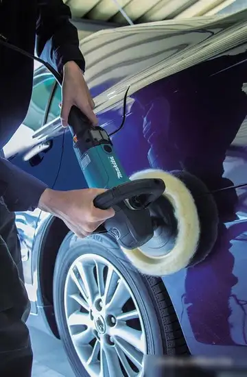 Полировальная машина Makita 9237CB – фото товара