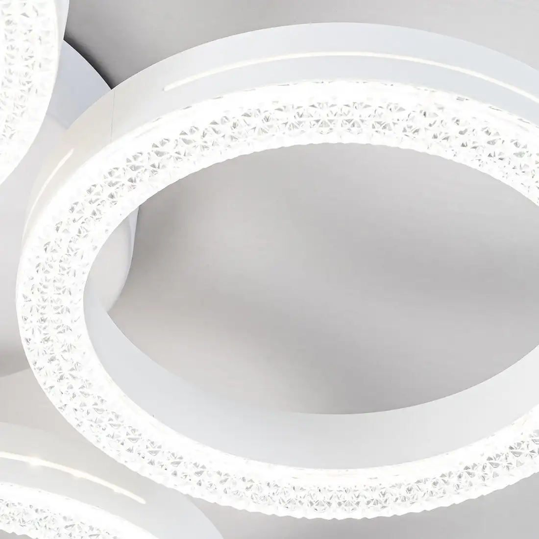 Припотолочная люстра Escada Fianit 10282/4LED – фото товара