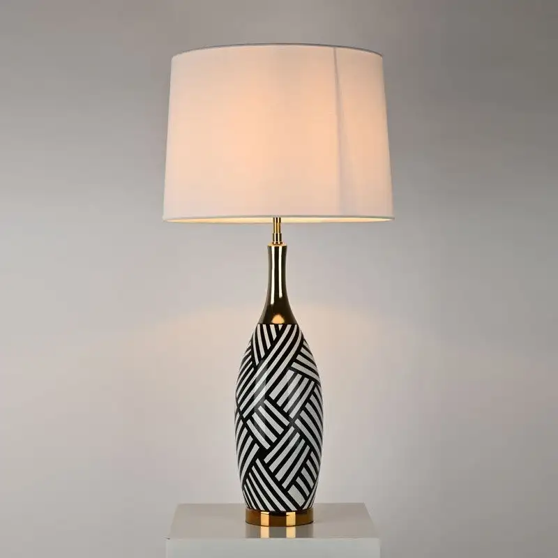 Настольная лампа DeLight Collection Table Lamp BRTL3238 – фото товара