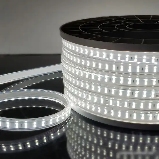 Светодиодная лента Elektrostandard 220V 18W 180Led 2835 IP65, холодный белый a053653 – фото товара