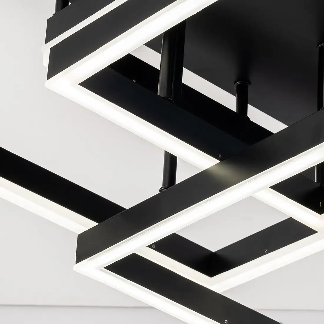 Припотолочная люстра Escada Union 10229/4LED (Black) – фото товара