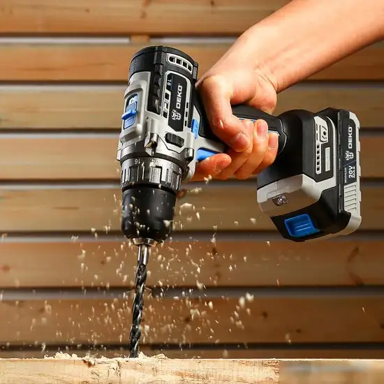 Дрель-шуруповерт Deko Sharker 063-4037 (с 1-им АКБ) – фото товара