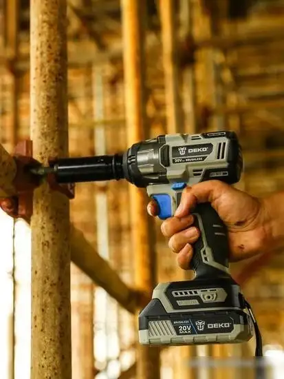 Гайковерт Deko DKIS20 063-4033 (с 2-мя АКБ, кейс) – фото товара