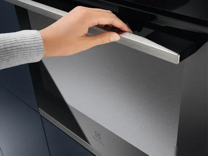 Электрический духовой шкаф Electrolux SteamBake 600 KOD5H70BX - фото товара