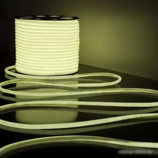 Гибкий неон Elektrostandard 220V 9.6W 144Led 2835 IP67 круглый холодный белый a043547 – фото товара