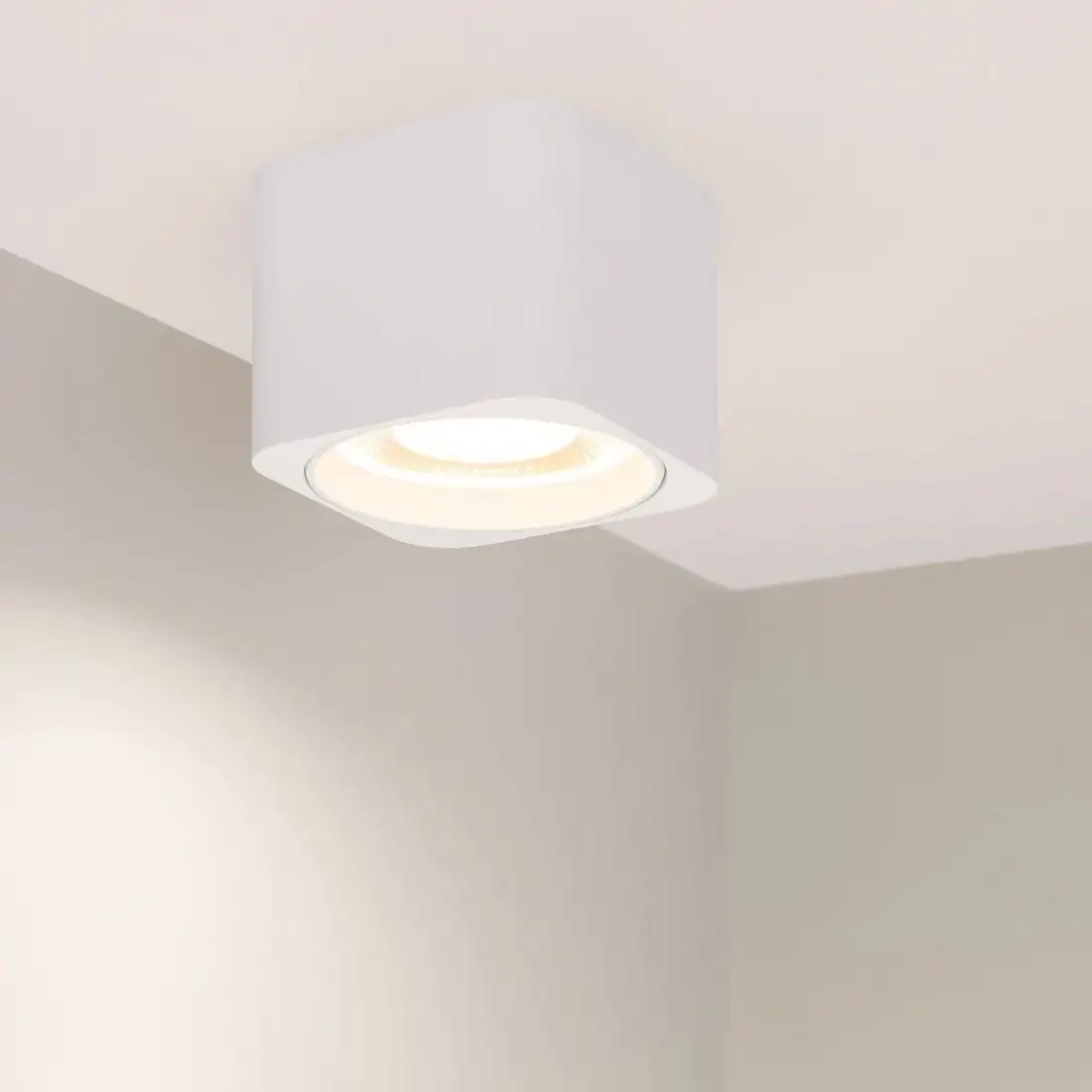 Припотолочная люстра Arlight SP-Dice-S78x78-10W Day4000 046634 – фото товара