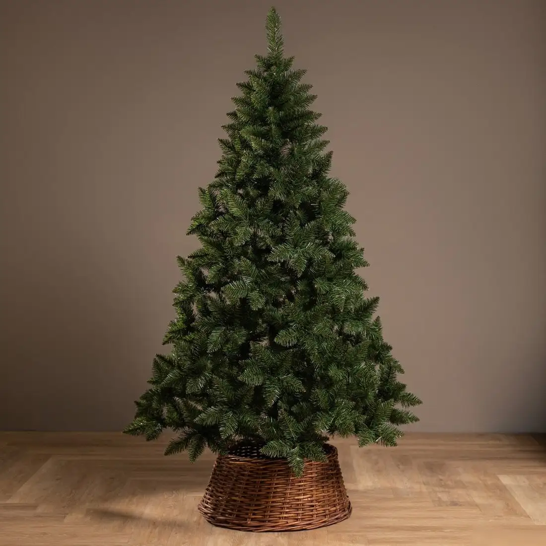 Ель Ёлушка Невская ЕНЕВ 18 (1.8м) – фото товара