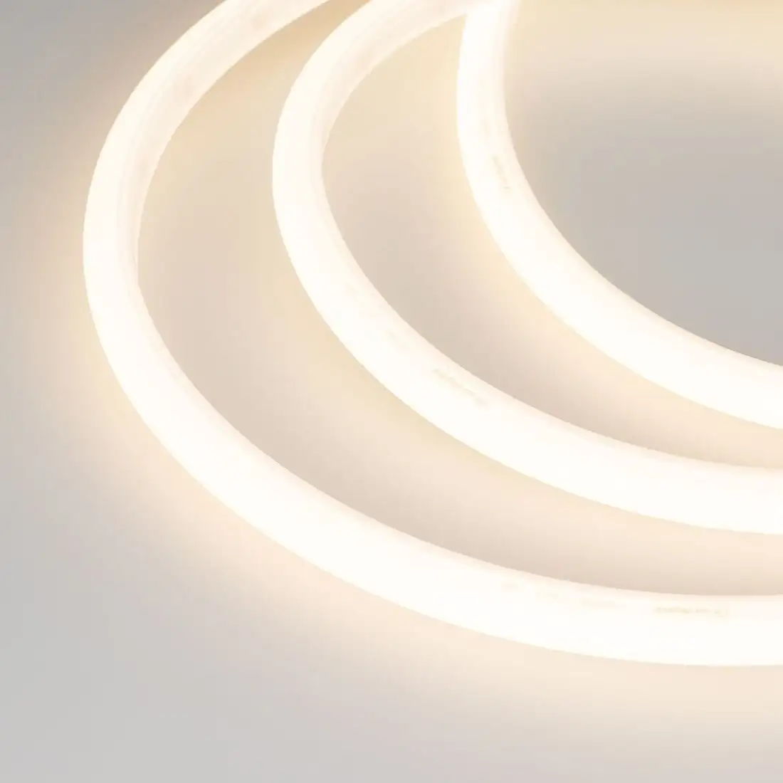 Гибкий неон Arlight 9.6W/m 144LED/m 2835SMD теплый белый 5M Moonlight-Top-A144-16x15mm 24V Warm3500 038604 – фото товара