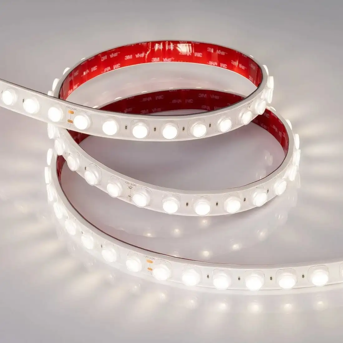 Светодиодная лента Arlight 21W/m 42LED/m 2835SMD дневной белый 5М FLT-PS-A42-23mm 24V 037728 – фото товара