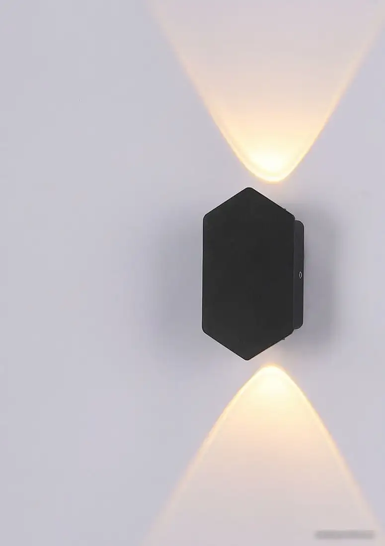 Уличный накладной светильник ESCADA 30004P/03LED (черный) – фото товара