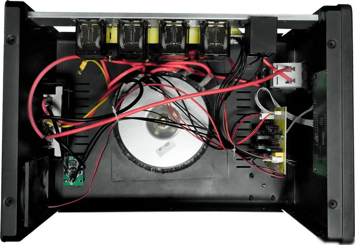 Стабилизатор напряжения SmartWatt AVR Tower 8000RF – фото товара