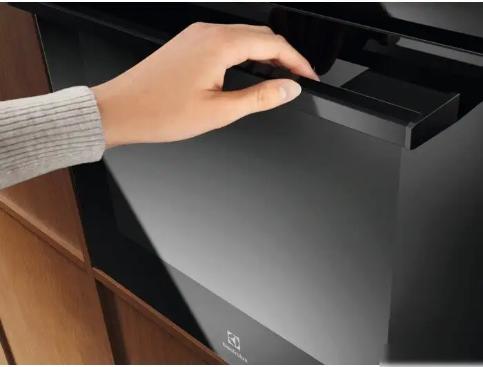 Электрический духовой шкаф Electrolux LOH3H00BK - фото товара