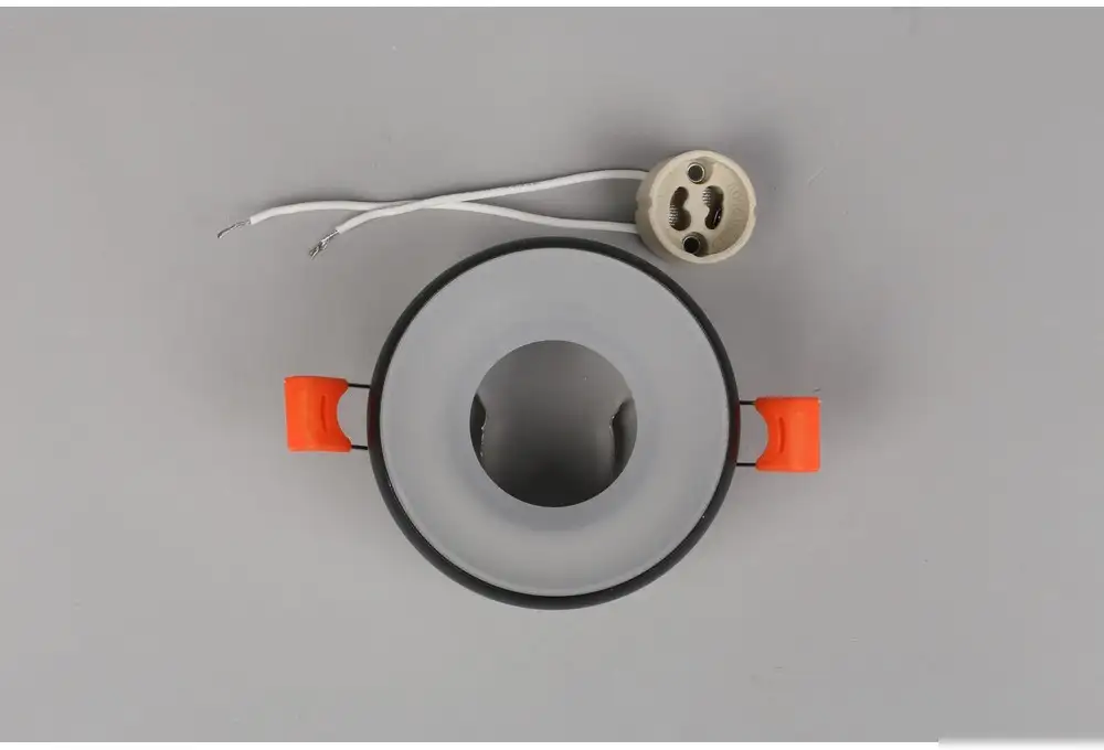 Точечный светильник Omnilux Genova OML-102819-01 – фото товара