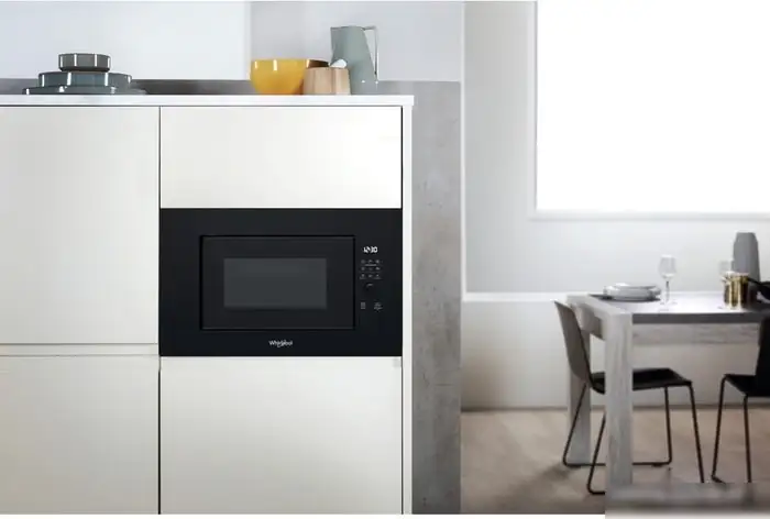 Микроволновая печь Whirlpool WMF200G NB – фото товара