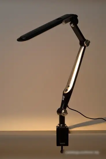 Настольная лампа ЭРА NLED-496-12W-BK