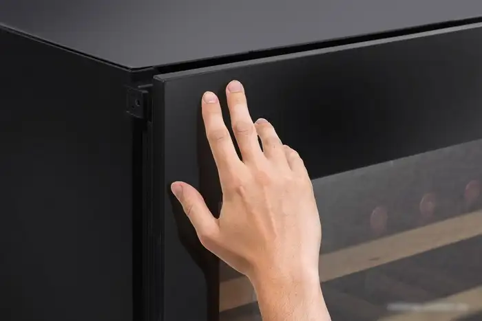 Винный шкаф CASO WineDeluxe E 18 — фото товара