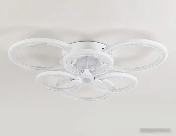 Припотолочная люстра Ambrella Acrylica FA4085 – фото товара