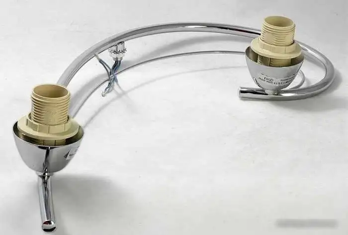 Припотолочная люстра Lussole LGO LSP-8036 – фото товара