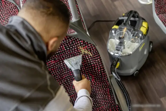 Пылесос Karcher Puzzi 8/1 C 1.100-240.0 - фото товара