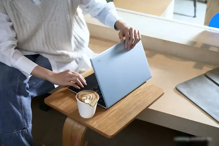 Ноутбук TCL Book 14 Go B220G B220G1-3ALCRU1 – фото товара