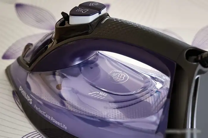 Утюг Philips GC3925/30 - фото товара