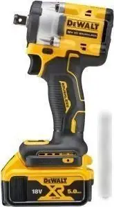 Гайковерт DeWalt DCF921P2T-QW (с 2-мя АКБ, кейс) – фото товара
