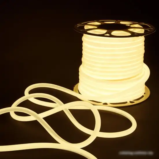 Гибкий неон Elektrostandard 220V 9.6W 144Led 2835 IP67 круглый дневной белый a052996 – фото товара