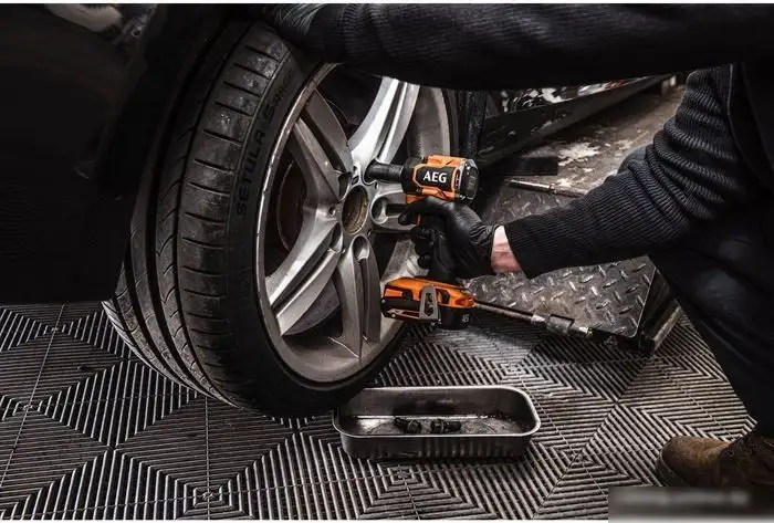 Гайковерт AEG Powertools BSS 18S12BL2-0 4935480060 (без АКБ) – фото товара