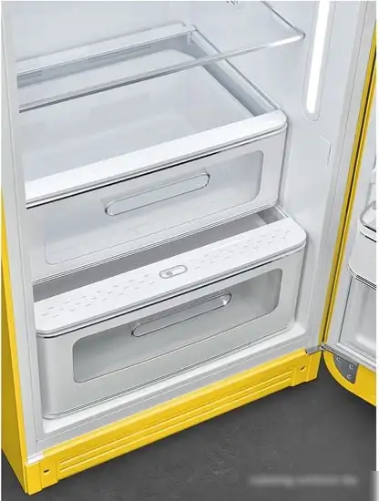 Однокамерный холодильник Smeg FAB28RYW5 - фото товара