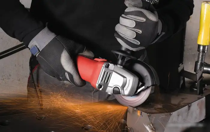 Угловая шлифмашина Milwaukee AG 10-125 EK [4933451220] – фото товара