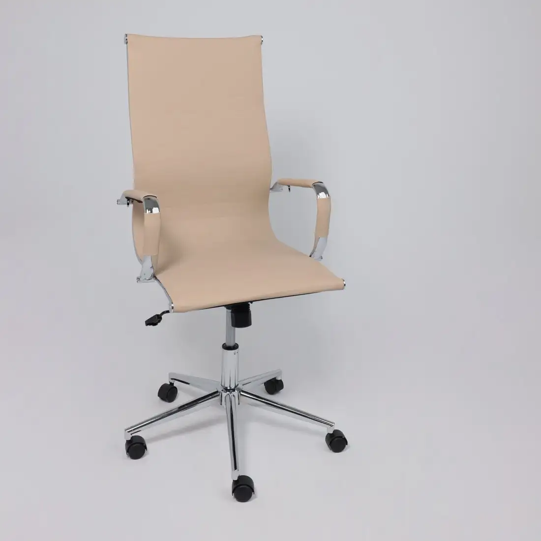 Офисное кресло AksHome Evelin (экокожа, бежевый) – фото товара