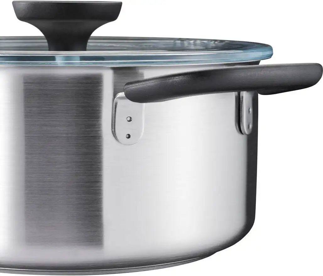 Кастрюля Fiskars Functional Form 1072318